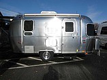 2015 Airstream International Signature Photo #25