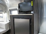 2015 Airstream International Signature Photo #16