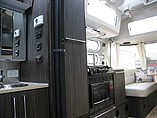 2015 Airstream International Signature Photo #17