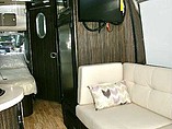 2015 Airstream International Signature Photo #9