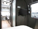 2015 Airstream International Signature Photo #19
