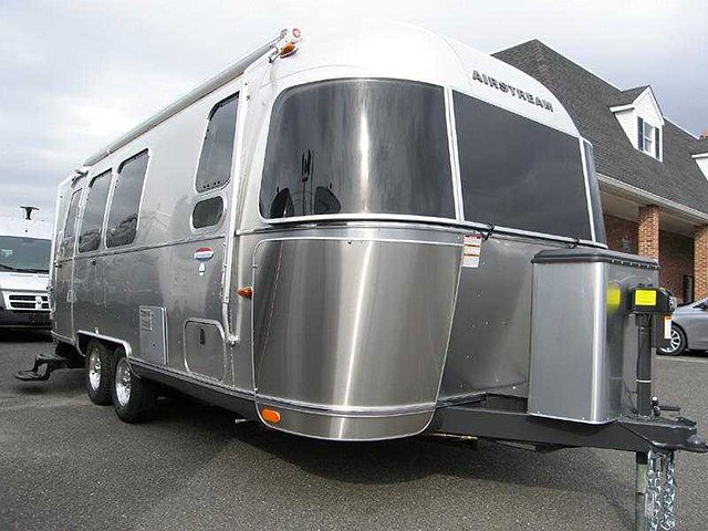 2015 Airstream International Serenity Photo