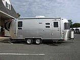 2015 Airstream International Signature Photo #29