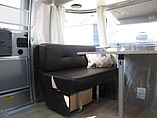2015 Airstream International Signature Photo #8