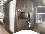 2015 Airstream International Signature Photo #18