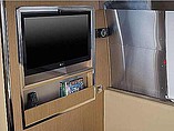 2015 Airstream Land Yacht Photo #5