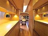 2015 Airstream Land Yacht Photo #8