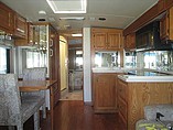2000 Airstream Land Yacht Photo #5