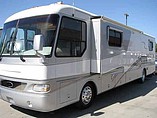 00 Airstream Land Yacht