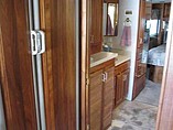 2000 Airstream Land Yacht Photo #9