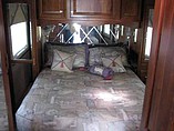 2000 Airstream Land Yacht Photo #23