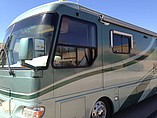 02 Airstream Land Yacht