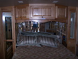 2003 Airstream Land Yacht Photo #16