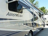 2000 Airstream Land Yacht Photo #6
