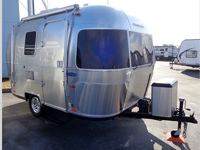 2014 Airstream Sport Photo