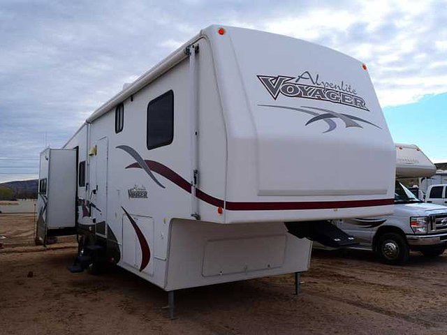 2006 Alpenlite Voyager Photo