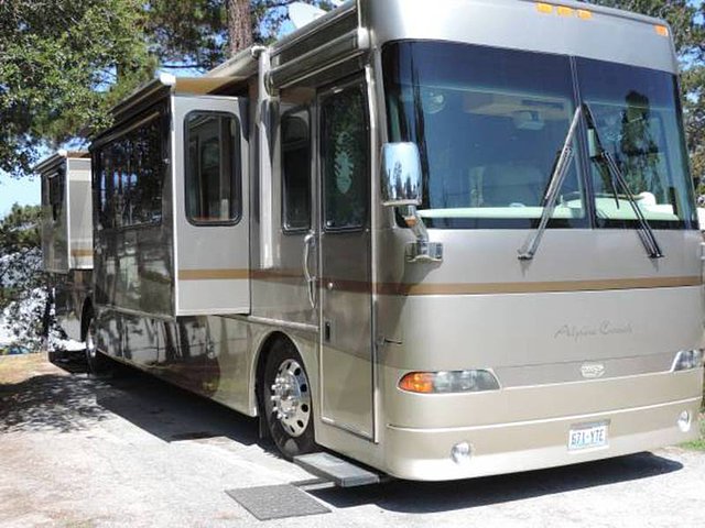 2007 Alpine Coach Alpine Coach Photo