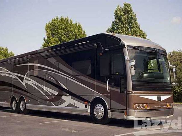 2006 American Coach American Heritage Photo