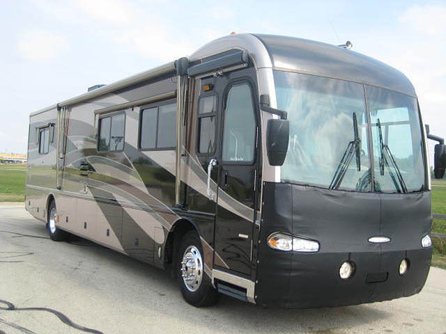 04 American Coach Revolution