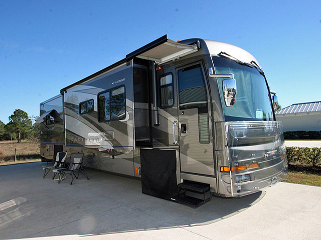 2005 American Coach American Tradition Photo