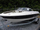 2015 Bayliner Bayliner Photo #2