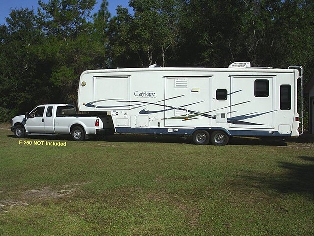 2005 Carriage Cameo Photo