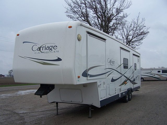 2005 Carriage Cameo LXI Photo