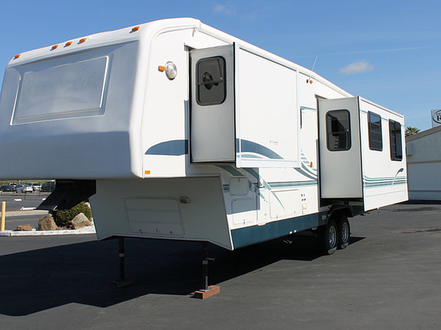 2001 Carriage Carri-Lite Photo