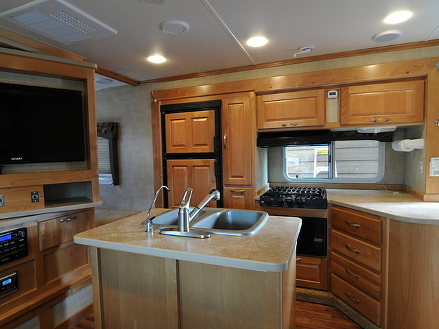 2014 Chalet RV Chalet Photo