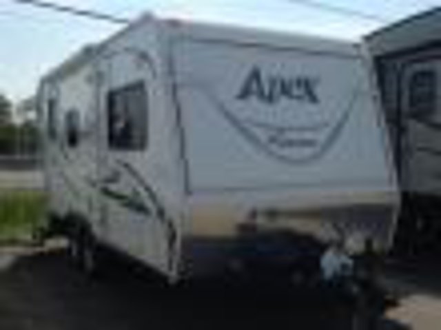 13 Coachmen Apex