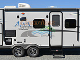 2015 Coachmen Apex Photo #8