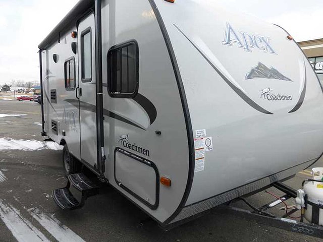 15 Coachmen Apex