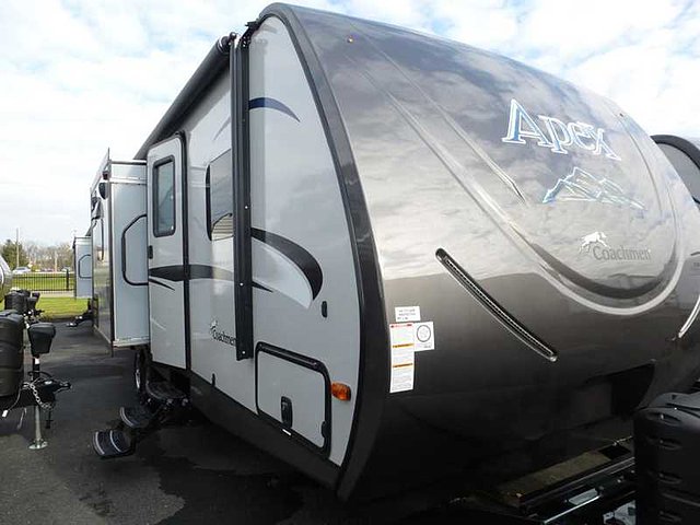 15 Coachmen Apex