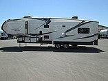 2015 Coachmen Brookstone Photo #5