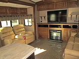 2015 Coachmen Brookstone Photo #12