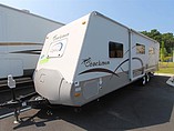 2005 Coachmen Captiva Photo #2