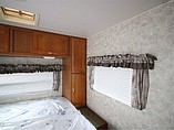 2005 Coachmen Captiva Photo #6