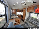 2000 Coachmen Catalina Photo #7
