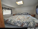 2000 Coachmen Catalina Photo #13