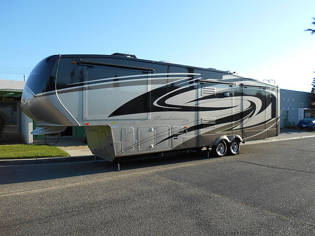 2013 Coachmen Brookstone Diamond Photo