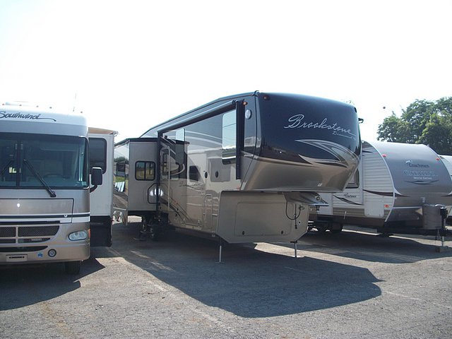 2013 Coachmen Brookstone Diamond Photo