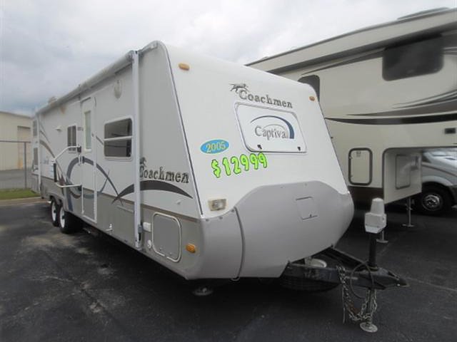 2005 Coachmen Captiva Photo