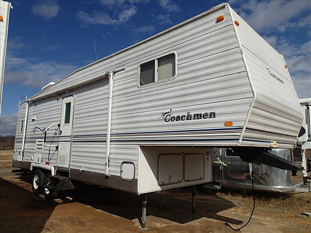 2003 Coachmen Cascade Photo