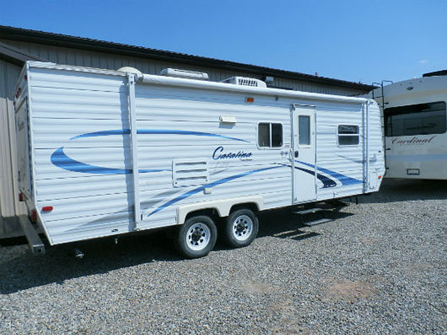2004 Coachmen Catalina Photo