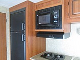 2010 Coachmen Catalina Photo #24