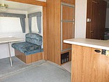 2000 Coachmen Catalina Photo #2