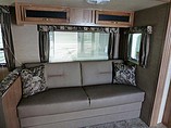 2015 Coachmen Catalina Photo #14