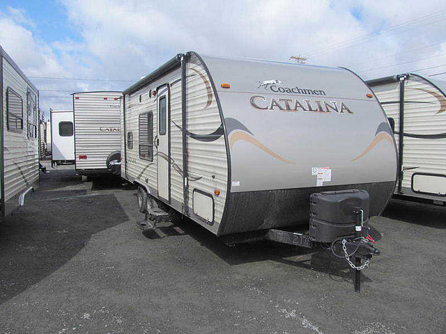 2015 Coachmen Catalina Photo