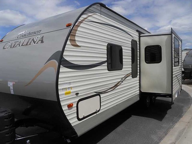 2016 Coachmen Catalina Photo