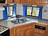 1999 Coachmen Catalina Photo #11